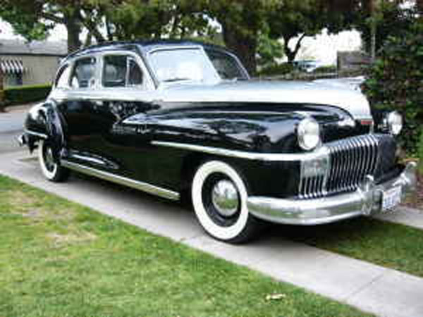 De Soto Deluxe Sedan